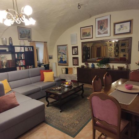Casa Vacanza Todi Antica Luaran gambar