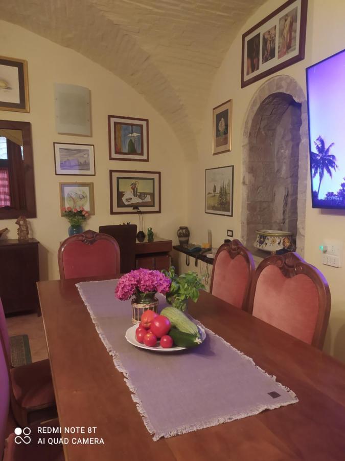 Casa Vacanza Todi Antica Luaran gambar