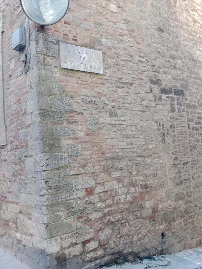 Casa Vacanza Todi Antica Luaran gambar